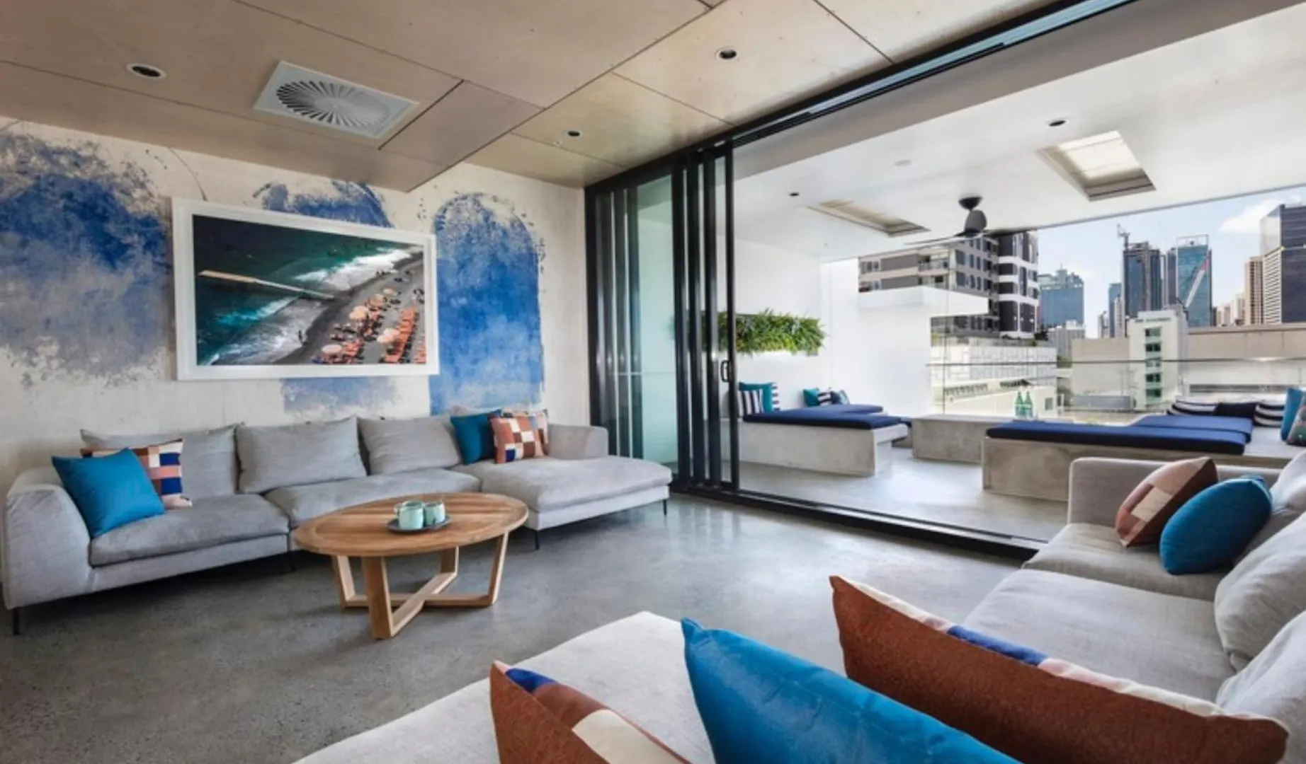 Elegant And Cozy Top Floor 1Bd Apartment At South Bank Brisbane