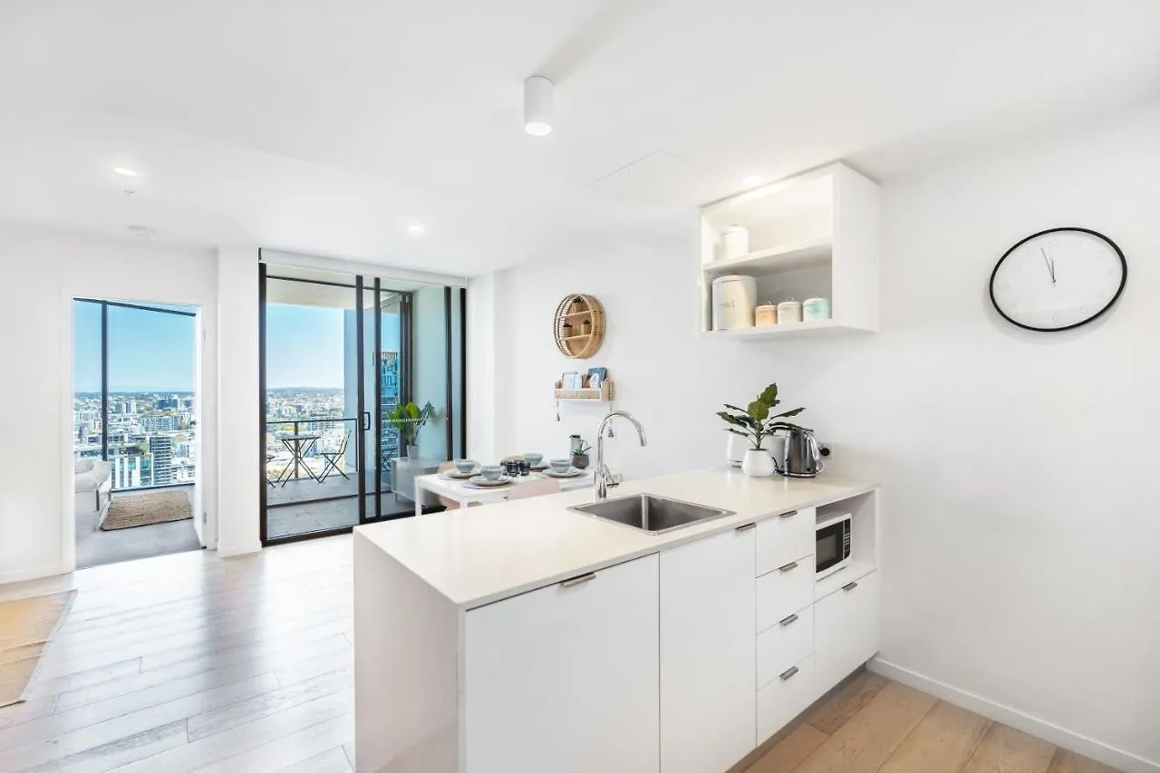 Elegant And Cozy Top Floor 1Bd Apartment At South Bank Brisbane Australia