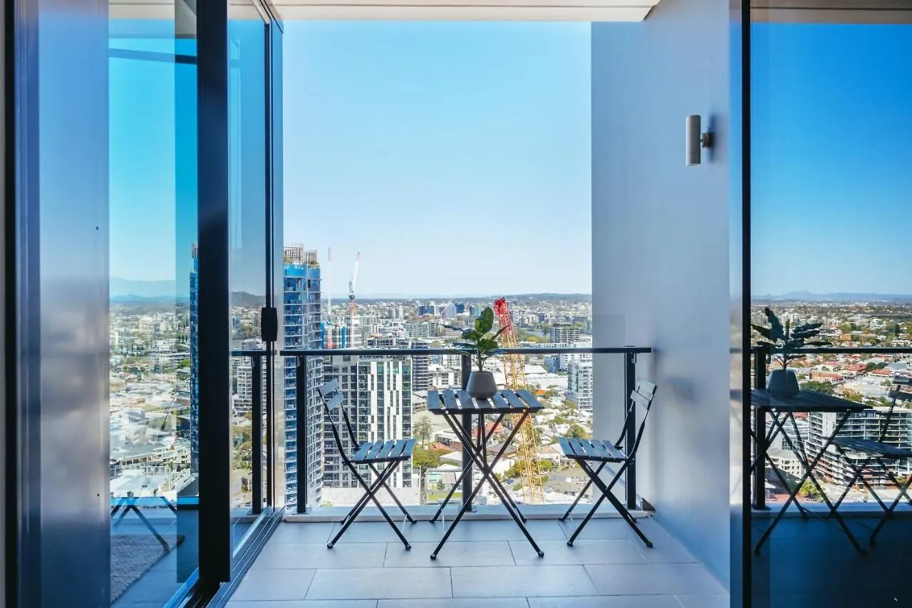 Elegant And Cozy Top Floor 1Bd Apartment At South Bank Brisbane