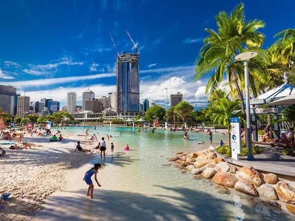 Elegant And Cozy Top Floor 1Bd Apartment At South Bank Brisbane